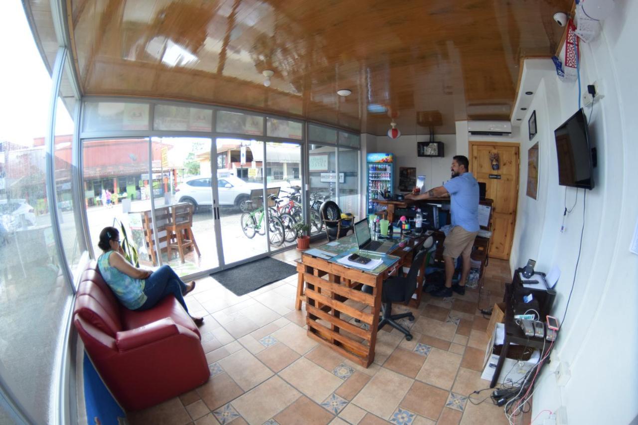 Arenal Container Hostel La Fortuna Ngoại thất bức ảnh